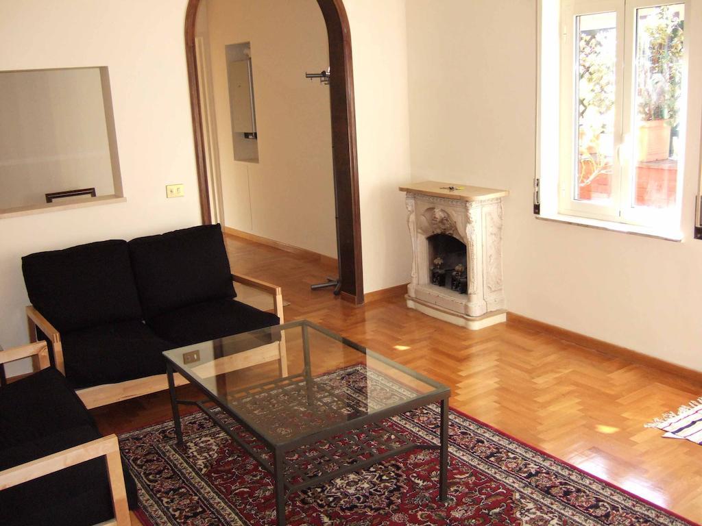 Flavia Rooftop Apartments Ρώμη Δωμάτιο φωτογραφία
